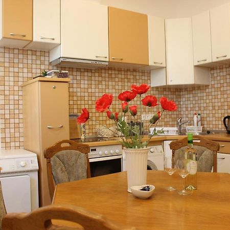 Vito Apartman Έγκερ Εξωτερικό φωτογραφία