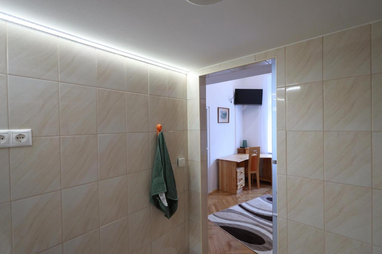 Vito Apartman Έγκερ Εξωτερικό φωτογραφία