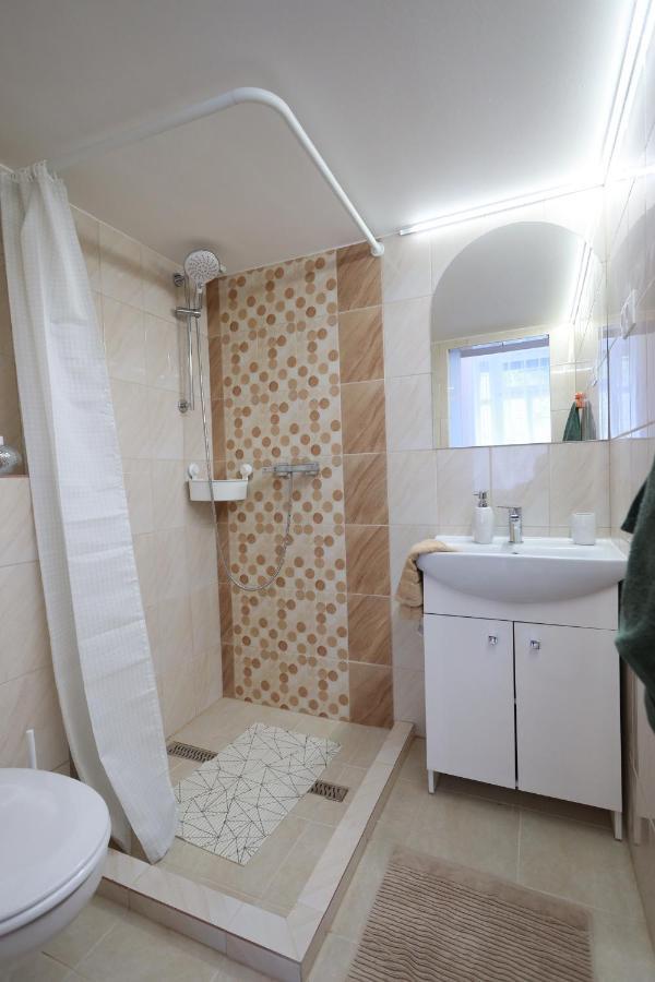 Vito Apartman Έγκερ Εξωτερικό φωτογραφία