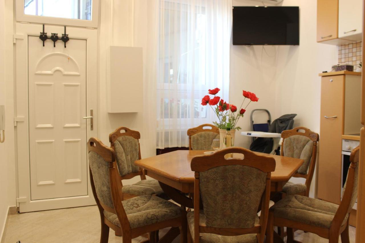 Vito Apartman Έγκερ Εξωτερικό φωτογραφία