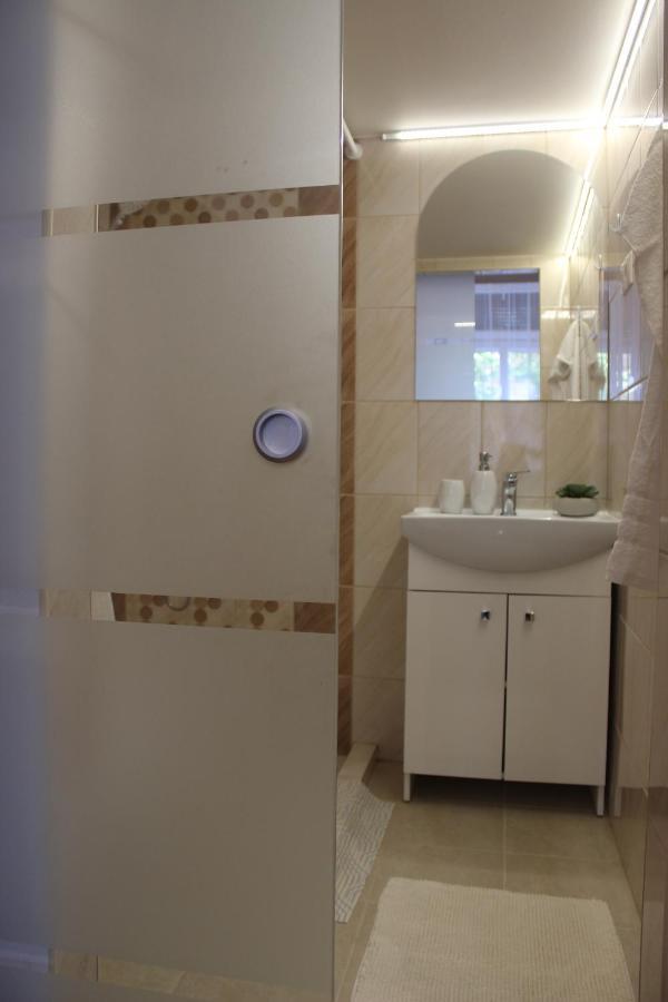 Vito Apartman Έγκερ Εξωτερικό φωτογραφία