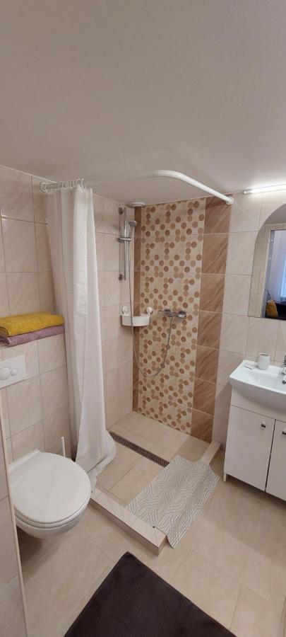 Vito Apartman Έγκερ Εξωτερικό φωτογραφία